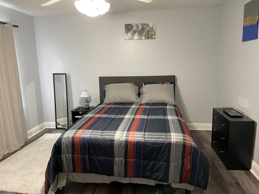 Cheerful 3-Bedrooms With Free Parking On Premises タラハシー エクステリア 写真