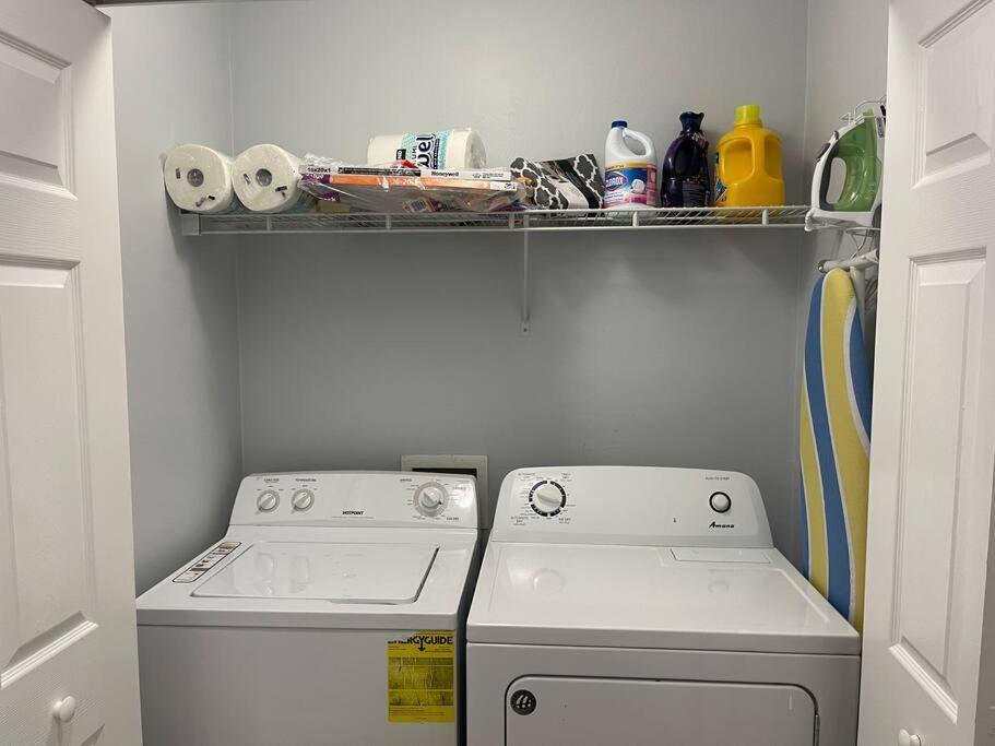 Cheerful 3-Bedrooms With Free Parking On Premises タラハシー エクステリア 写真