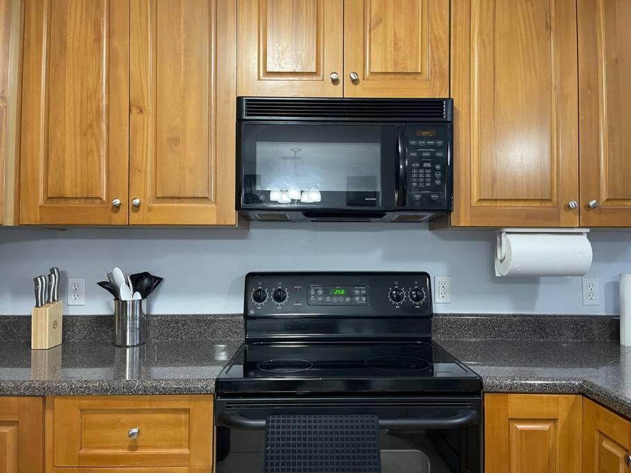 Cheerful 3-Bedrooms With Free Parking On Premises タラハシー エクステリア 写真